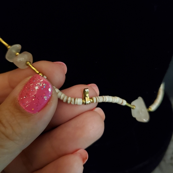 Vintage Shell/Stone/Bead Necklace - Picture 3 of 7